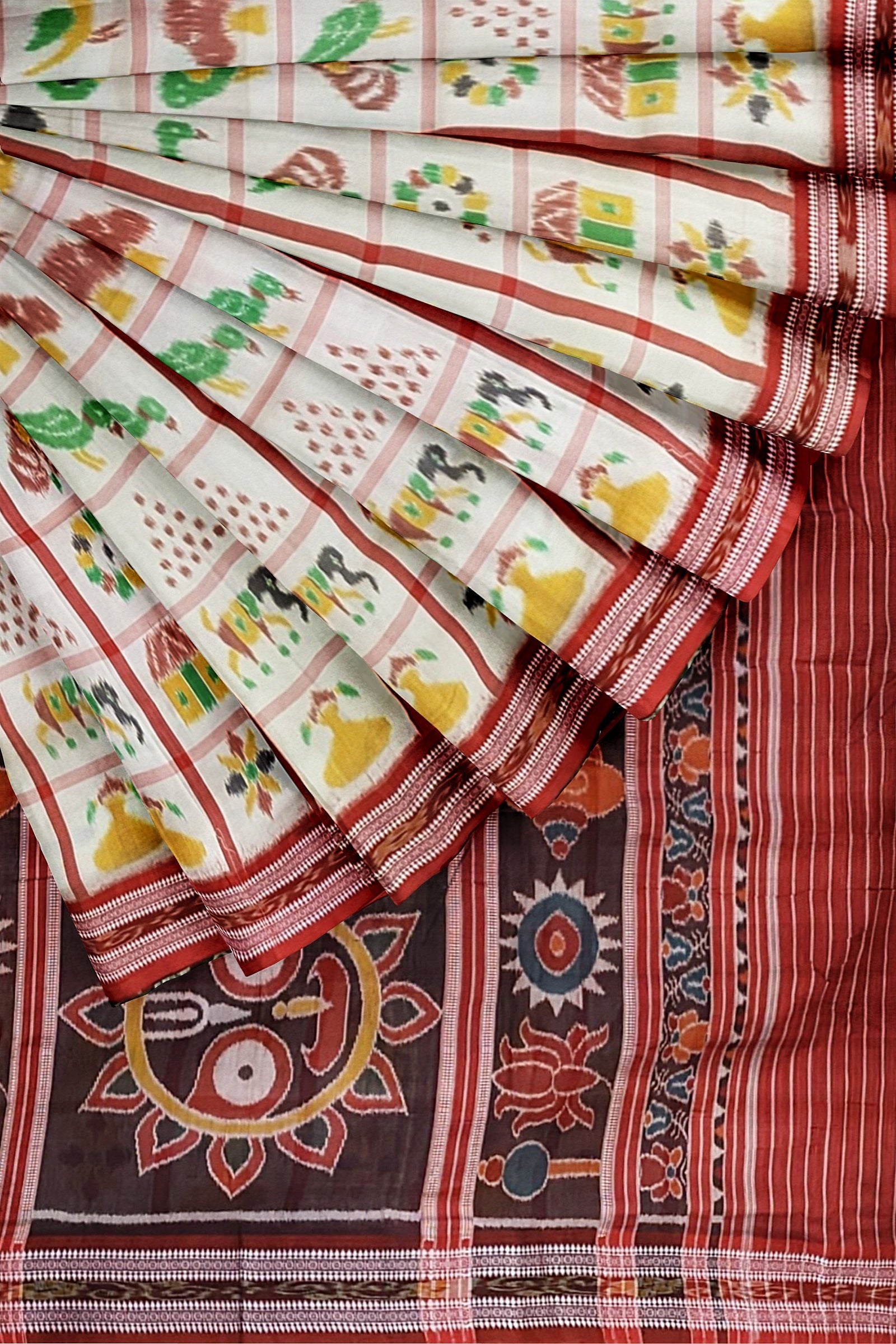 White Nabakothi Jagannath Theme Odisha Ikat Khandua Silk Saree