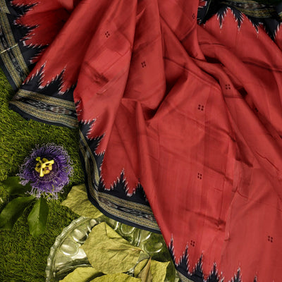 Red Phoda Kumbha Design Odisha Ikat Khandua Silk Saree
