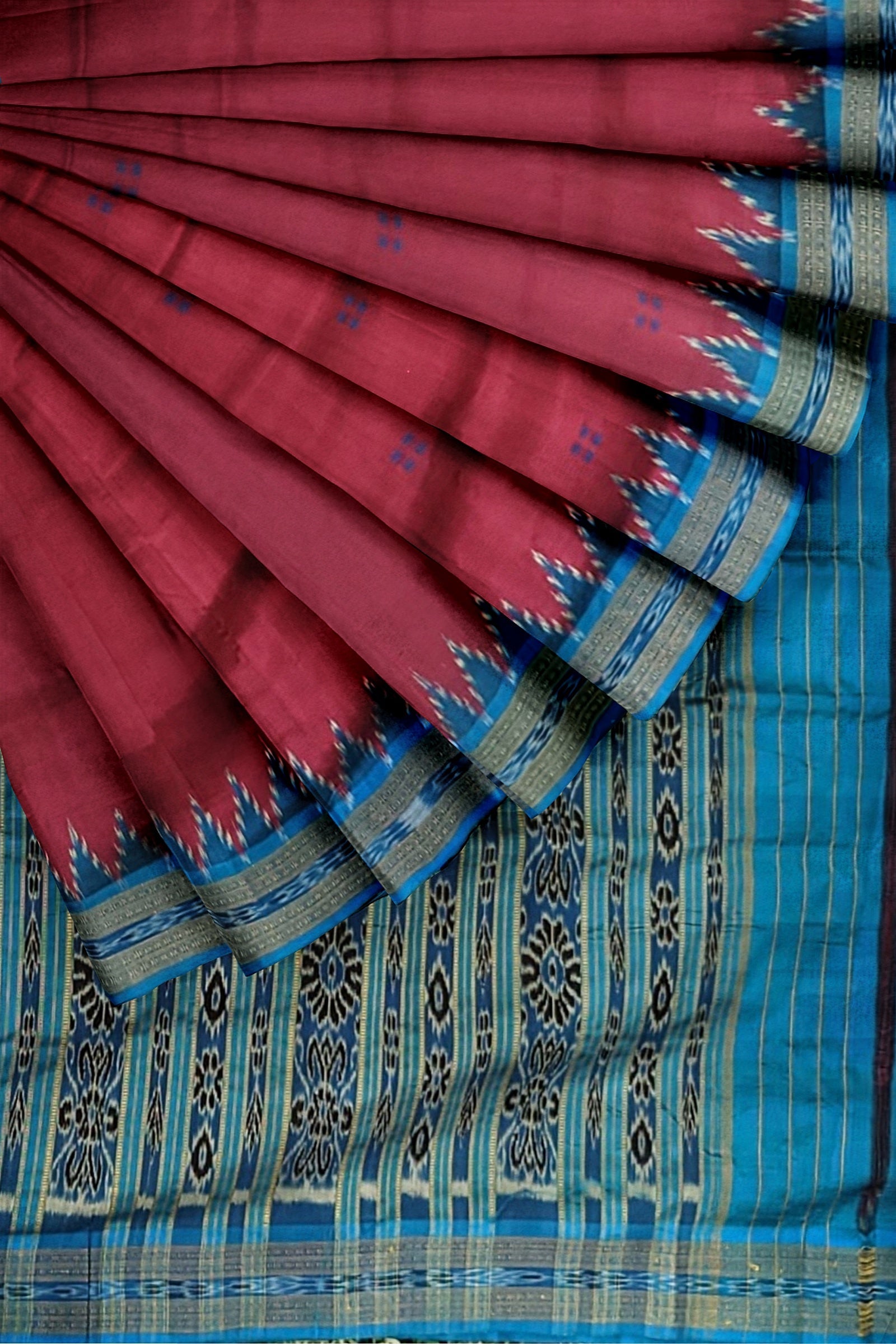 Maroon Phoda Kumbha Butta Design Odisha Ikat Khandua Silk Saree