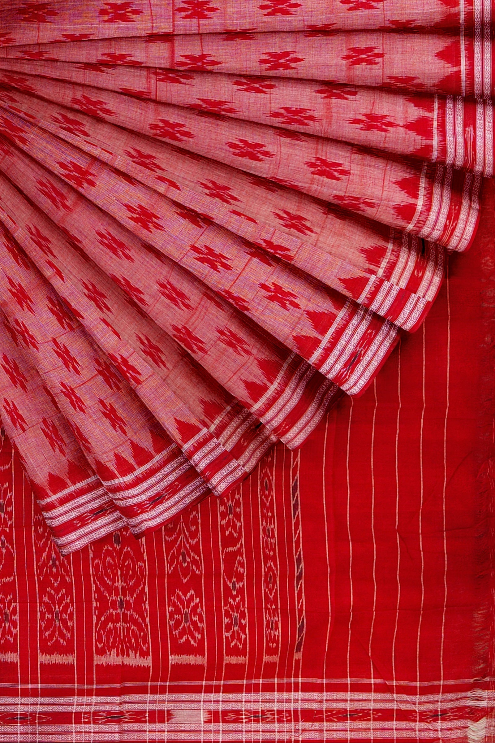 Light Red Maniabandha Butta Theme Cotton Saree
