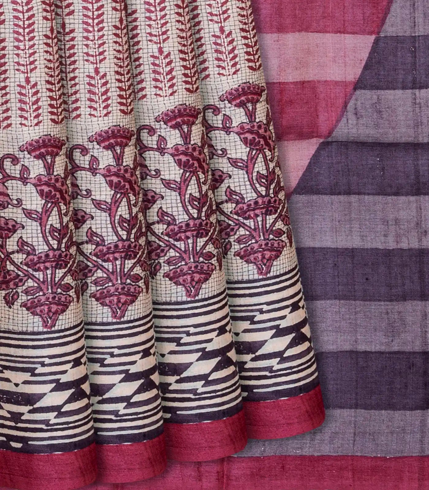 Cream Handloom Tussar Silk Saree With Printed Motifs On Checks-Cream