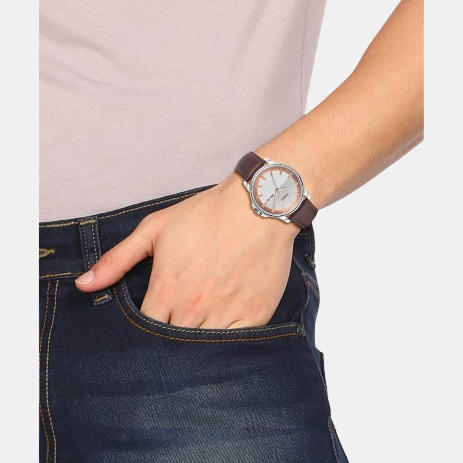 Fashion Men Quartz Silver Dial Analog Leather Watch TWEG17210