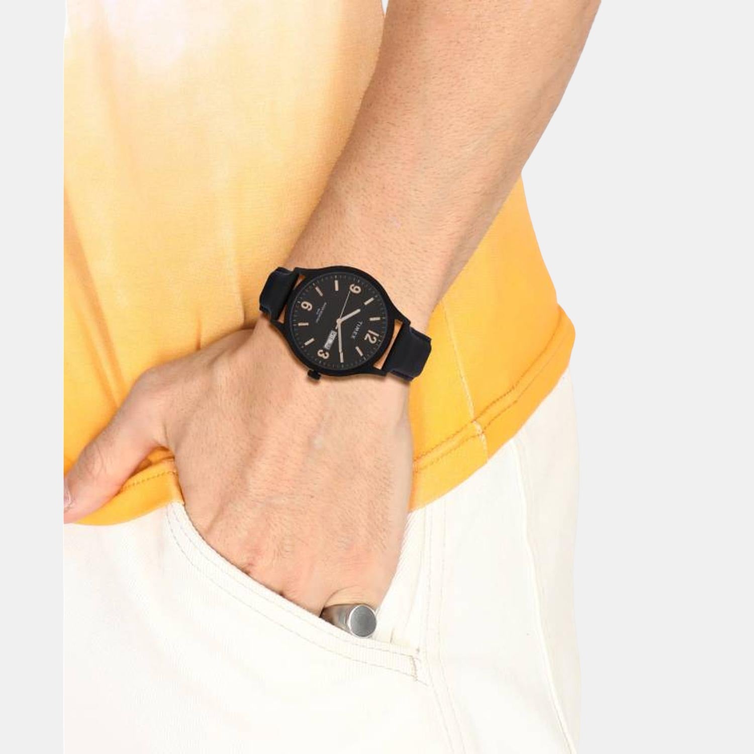 Fashion Men Quartz Black Dial Analog Leather Watch TWEG18403