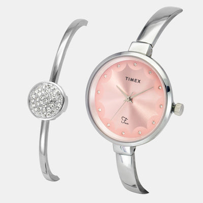 Fria Women Quartz Pink Dial Analog Brass Watch TWEL18500