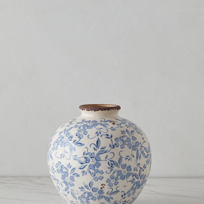 Cairns Vase