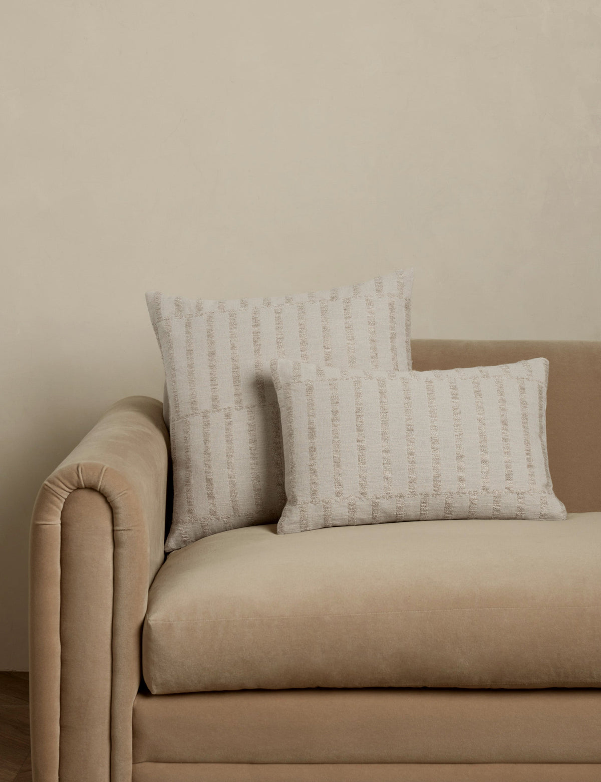 Thisbe Pillow