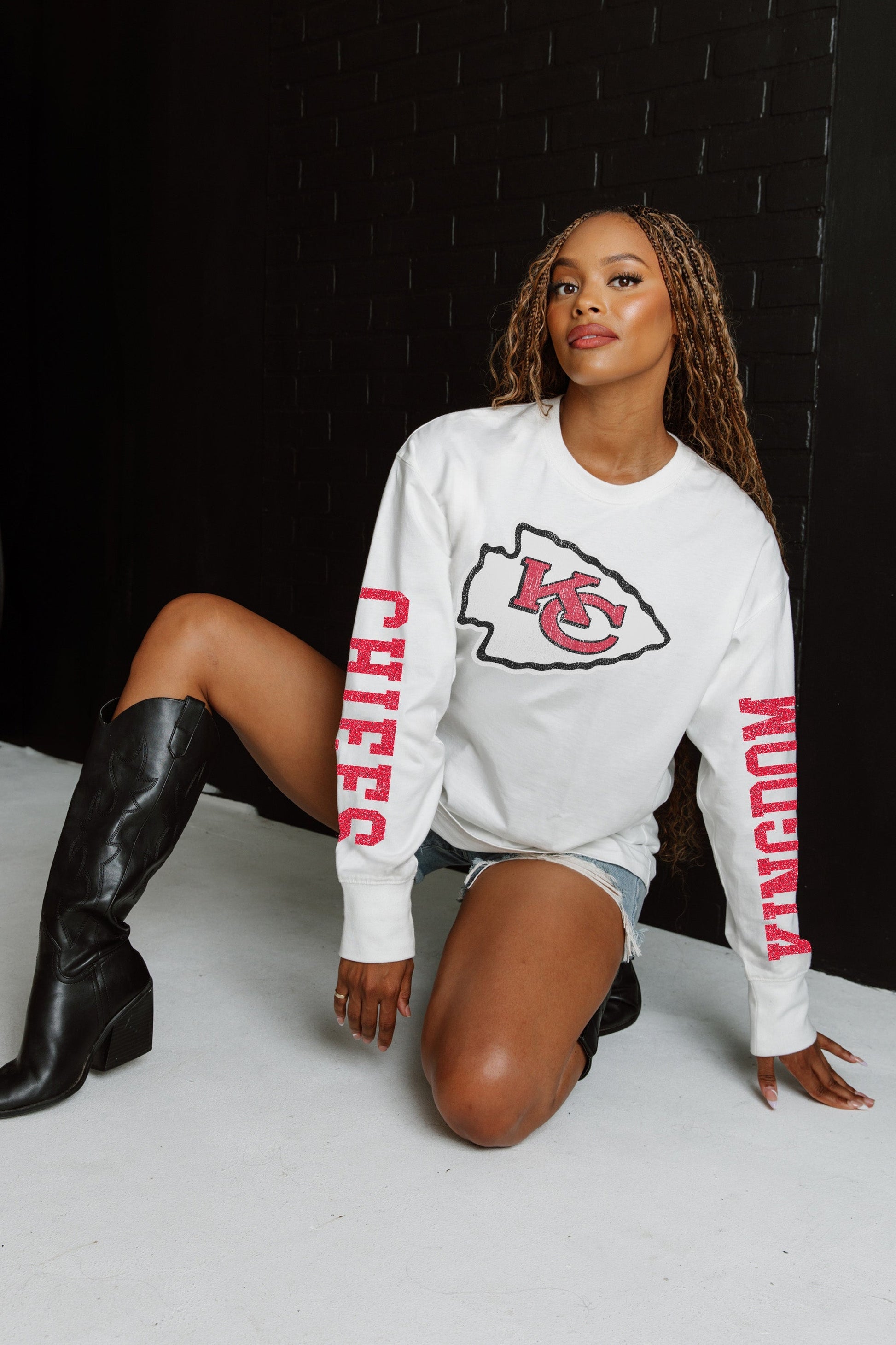 KANSAS CITY CHIEFS GAME PLAN OVERSIZED MIDWEIGHT LONG SLEEVE TEE
