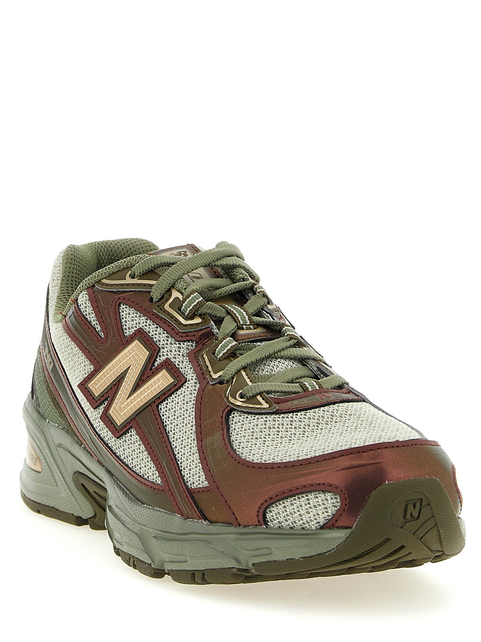 New Balance 740 Sneakers