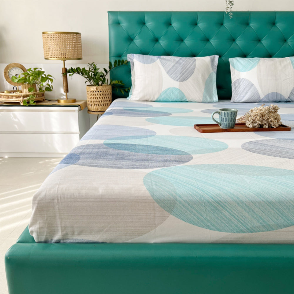 Serene 200 TC 100% Cotton Single Printed Bedsheet with Pillow Covers - Oval Blue