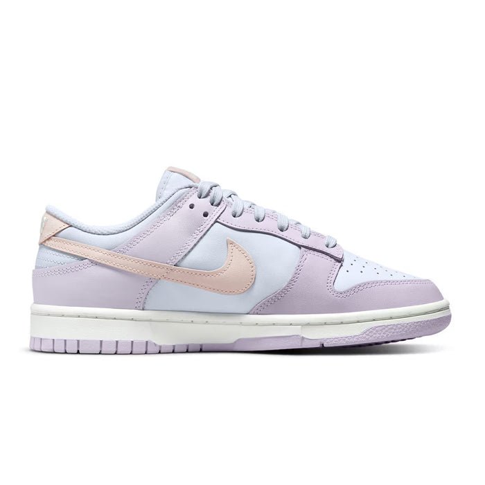 Wmns Dunk Low Easter