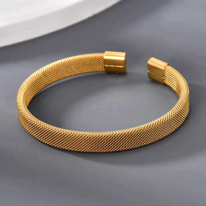 Sleek Gold-Plated Mesh Cuff Bracelet For Men