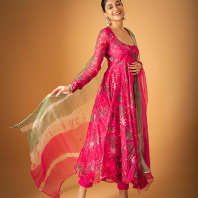 Taavi Chanderi Suit Set