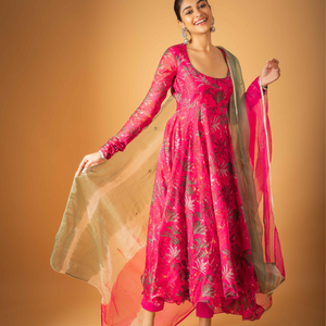 Taavi Chanderi Suit Set