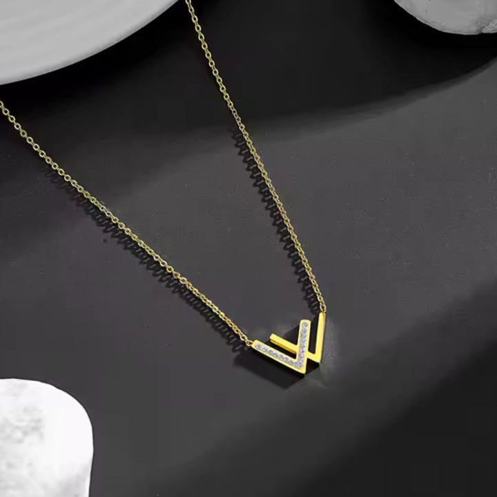 Letter W Party Diamond Pendant Necklace