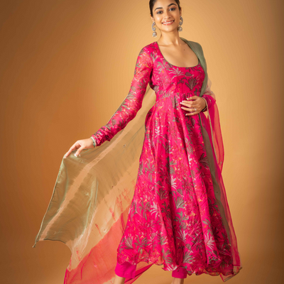 Taavi Chanderi Suit Set