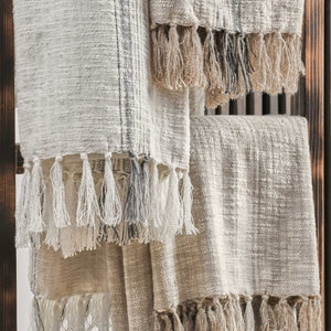 Ambar Throw
