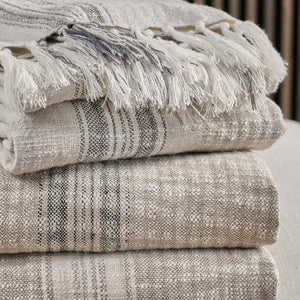 Ambar Throw