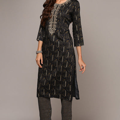 Blue Silk Blend Ethnic Motifs Straight Kurta VCK9130