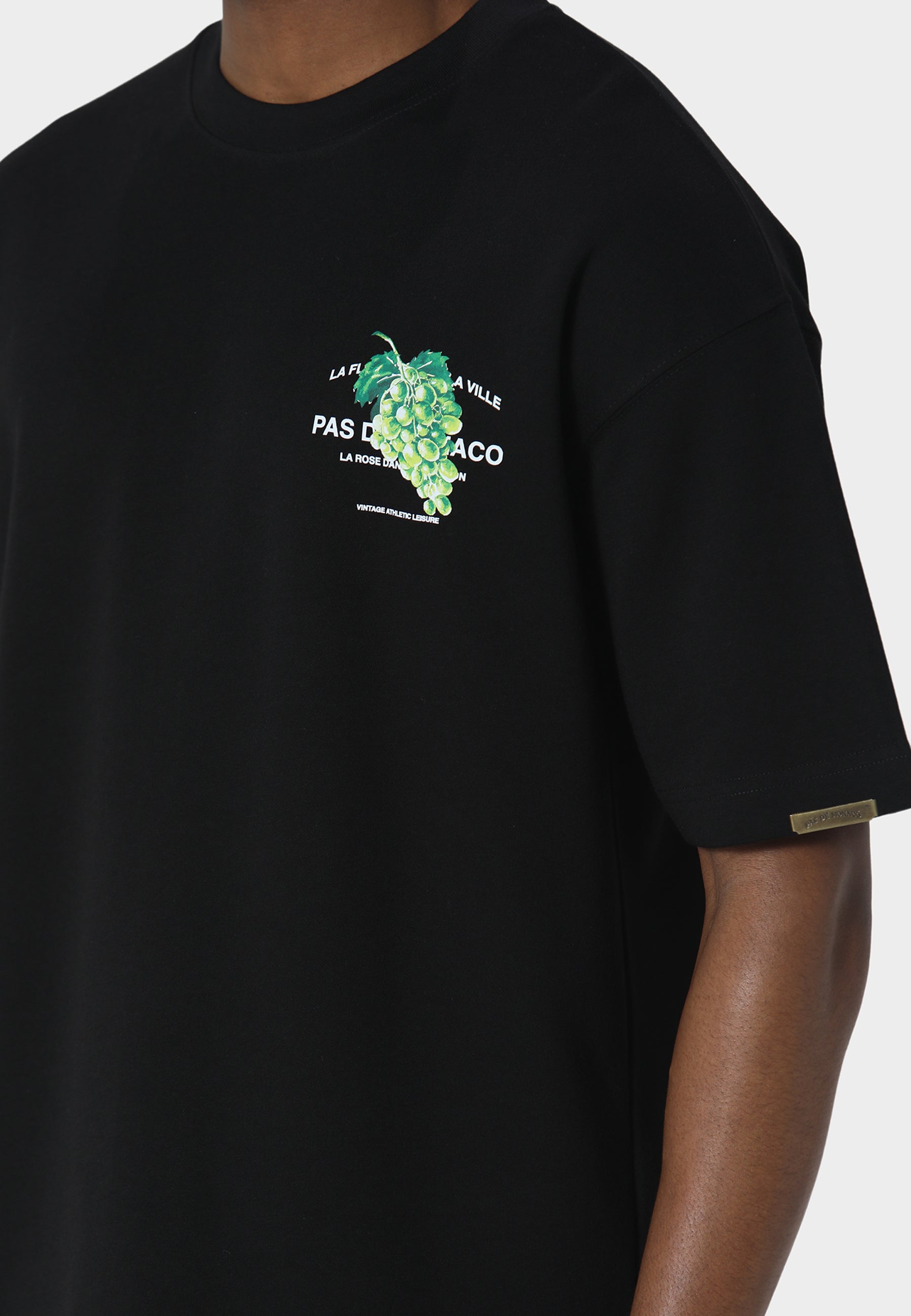 Pas De Monaco Verde Black T-Shirt