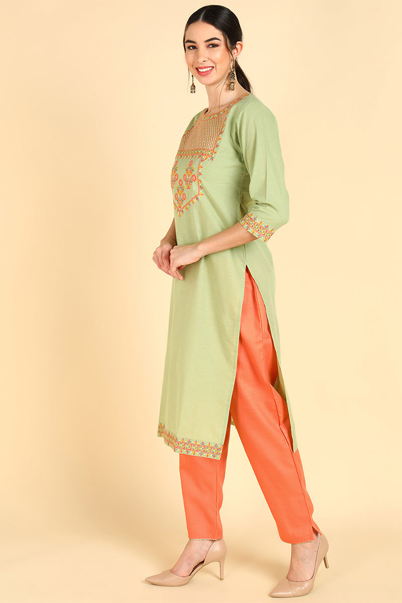 Green Embroidered Kurta Trousers With Dupatta VKSKD1403