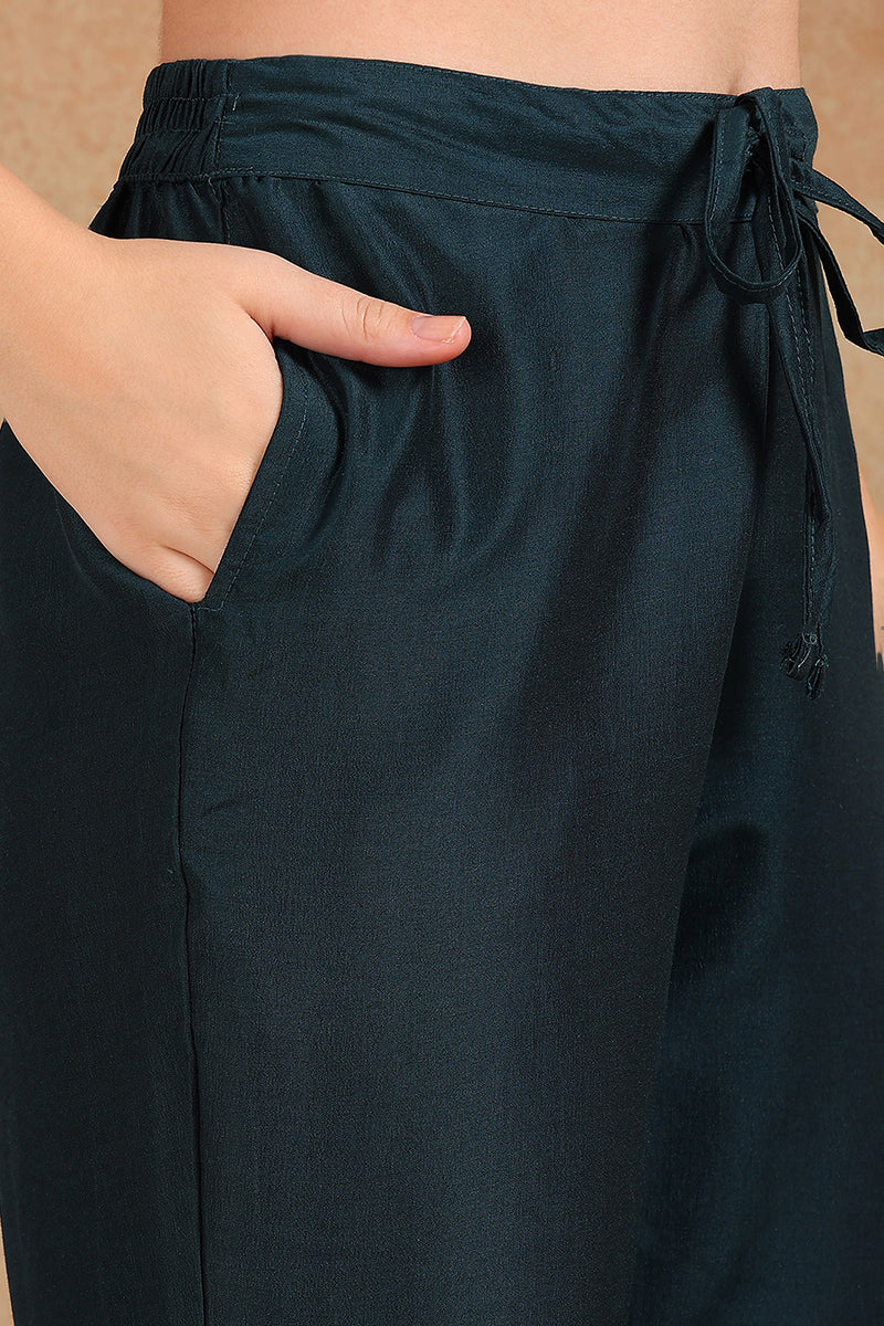 Silk Blend Green Embroidered Straight Kurta Pant With Dupatta VKSKD1933