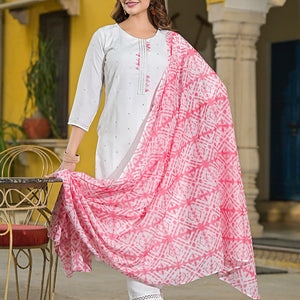 Pink Rayon Blend Solid Embroidered Straight Suit Set VKSKD2215PNK