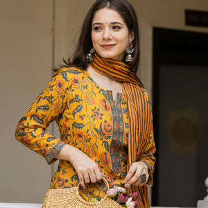 Yellow Rayon Blend Floral Printed Straight Trouser Suit Set VKSKD2256
