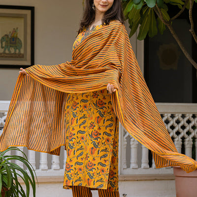 Yellow Rayon Blend Floral Printed Straight Trouser Suit Set VKSKD2256