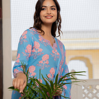 Blue Rayon Blend Floral Printed Straight Trouser Suit Set VKSKD2261
