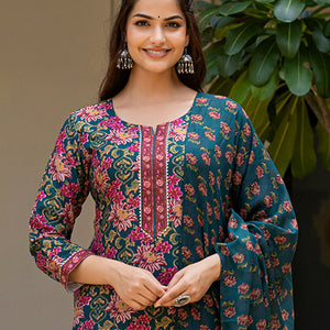 Green Rayon Blend Floral Printed Straight Suit Set With Trouser Bottom VKSKD2283