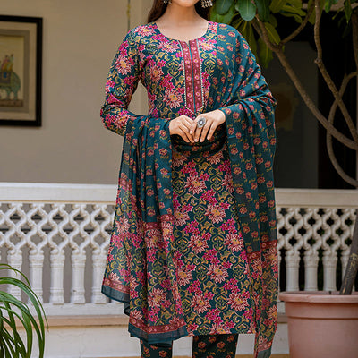 Green Rayon Blend Floral Printed Straight Suit Set With Trouser Bottom VKSKD2283