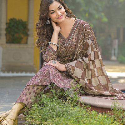 Brown Cotton Blend Floral Printed Straight Trouser Suit Set VKSKD2302
