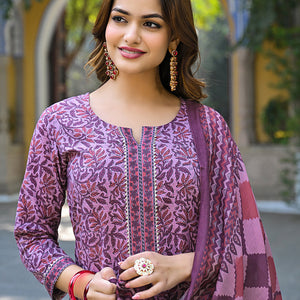 Pink Cotton Blend Floral Printed Straight Suit Set VKSKD2315