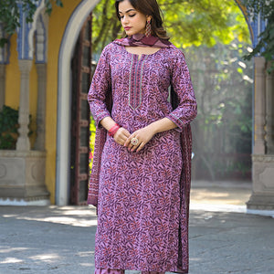 Pink Cotton Blend Floral Printed Straight Suit Set VKSKD2315
