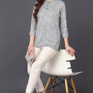 Grey Cotton Blend Bandhani Printed Straight Tunic VT1234