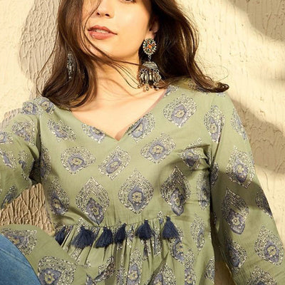 Green Cotton Blend Ethnic Motifs Printed Peplum Tunic VT1283