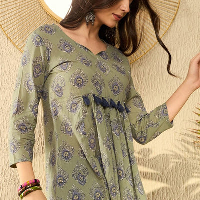 Green Cotton Blend Ethnic Motifs Printed Peplum Tunic VT1283