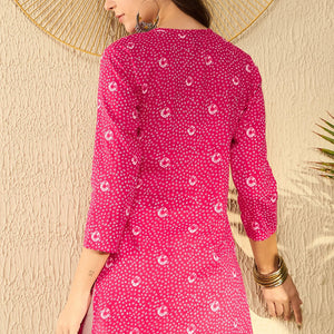 Pink Cotton Blend Bandhani Printed Regular Tunic VT1289
