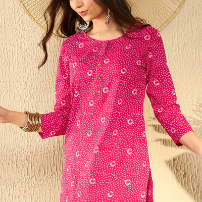 Pink Cotton Blend Bandhani Printed Regular Tunic VT1289