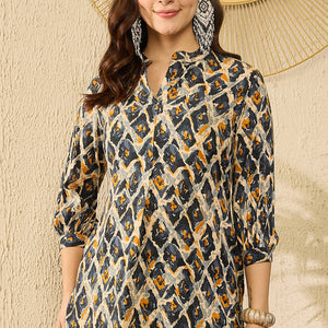 Blue Viscose Rayon Abstract Printed Regular Kurti Tunics VT1313