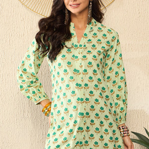 Green Viscose Rayon Floral Printed Regular Kurti Tunics VT1323