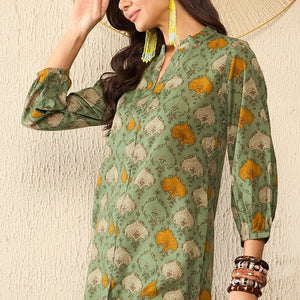 Green Cotton Blend Ethnic Motifs Printed Regular Kurti Tunics VT1325