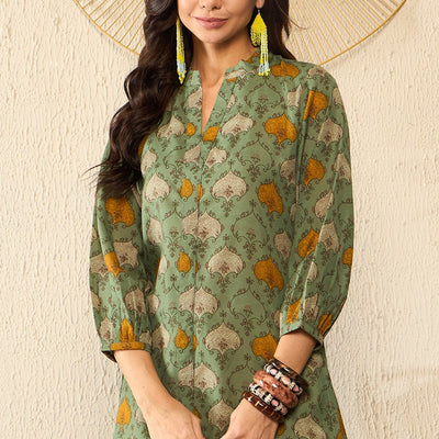 Green Cotton Blend Ethnic Motifs Printed Regular Kurti Tunics VT1325
