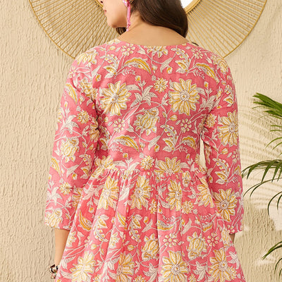 Pink Cotton Blend Floral Printed Regular Kurti Tunics VT1334