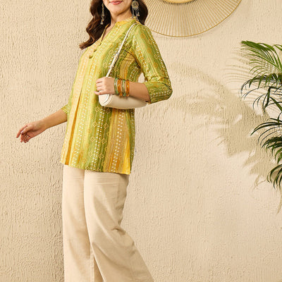 Green Rayon Blend Floral Printed Regular Kurti Tunics VT1348