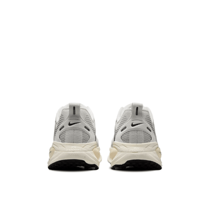 Nike Vomero 18 Summit White Coconut Milk