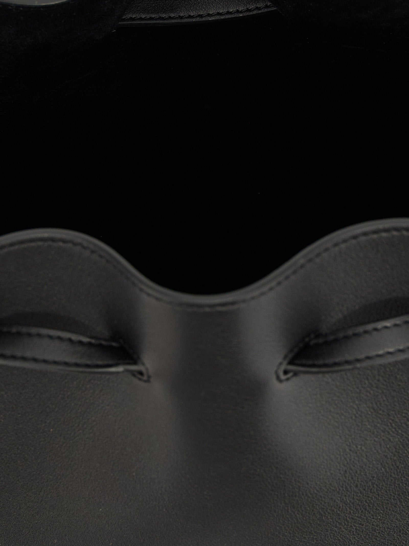 Valentino Garavani Vlogo Signature Shoulder Bag