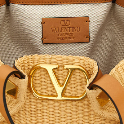 Shopping Valentino Garavani Medium Raffia