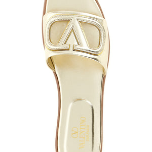 Valentino Garavani Vlogo Signature Slides