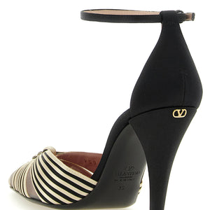 Valentino Garavani Annine Pumps